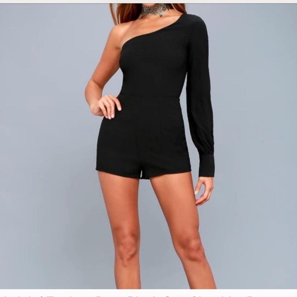 Lulu’s one sleeve romper
